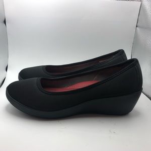 Crocs womens black wedges size 8